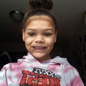 Meet your Posher, Makiah